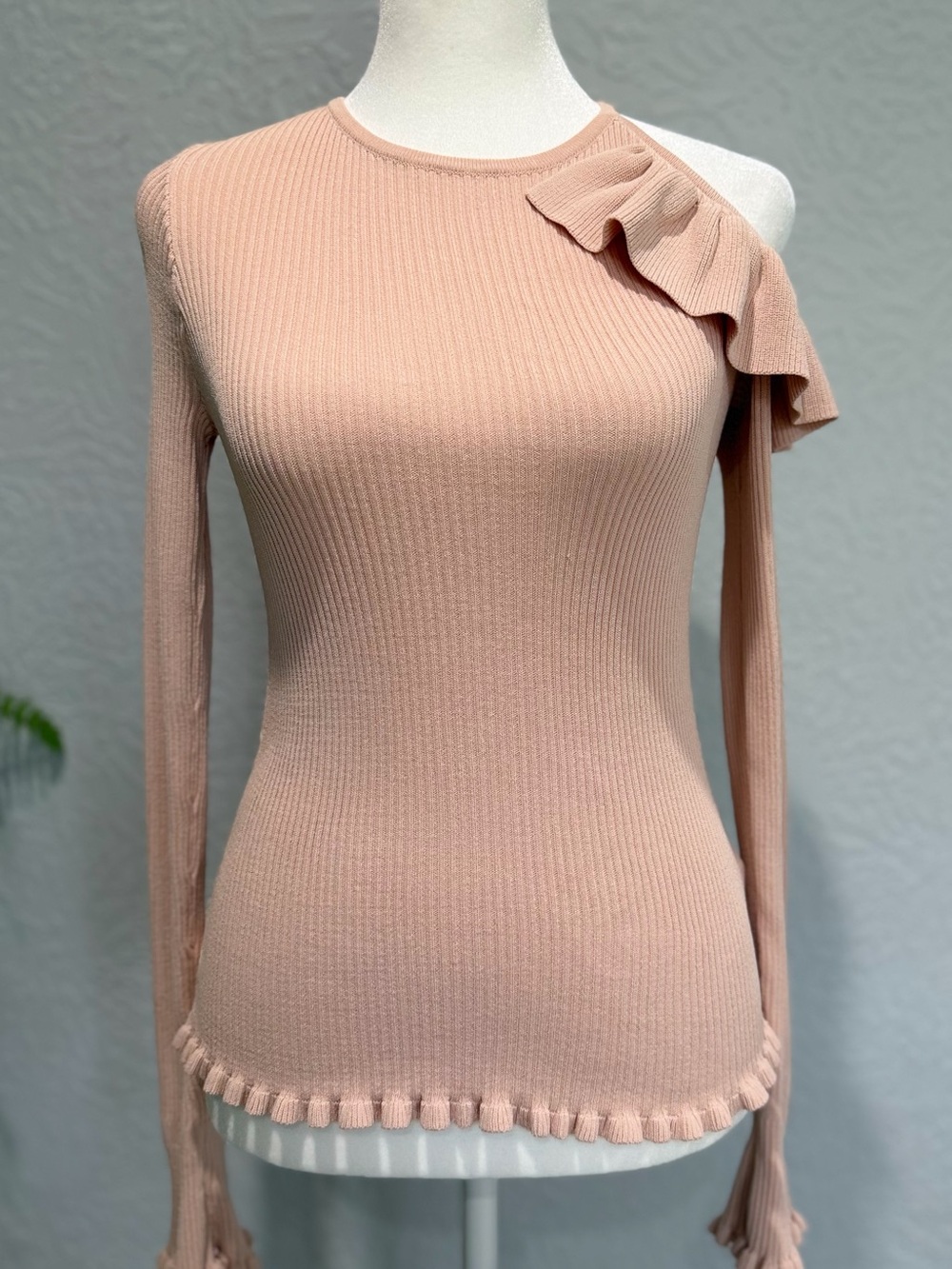 Guess cameo rose blush sweater